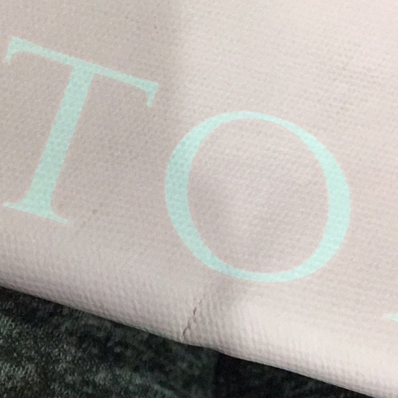 VICTORIA’S Secret pink and black crossbody - Picture 10 of 10